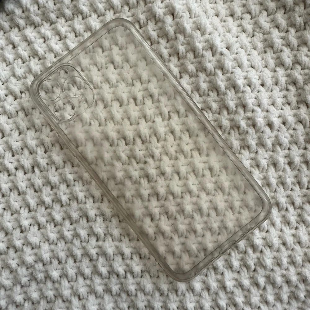Seven Iphone 11 Pro Max case - Picture 2 of 8